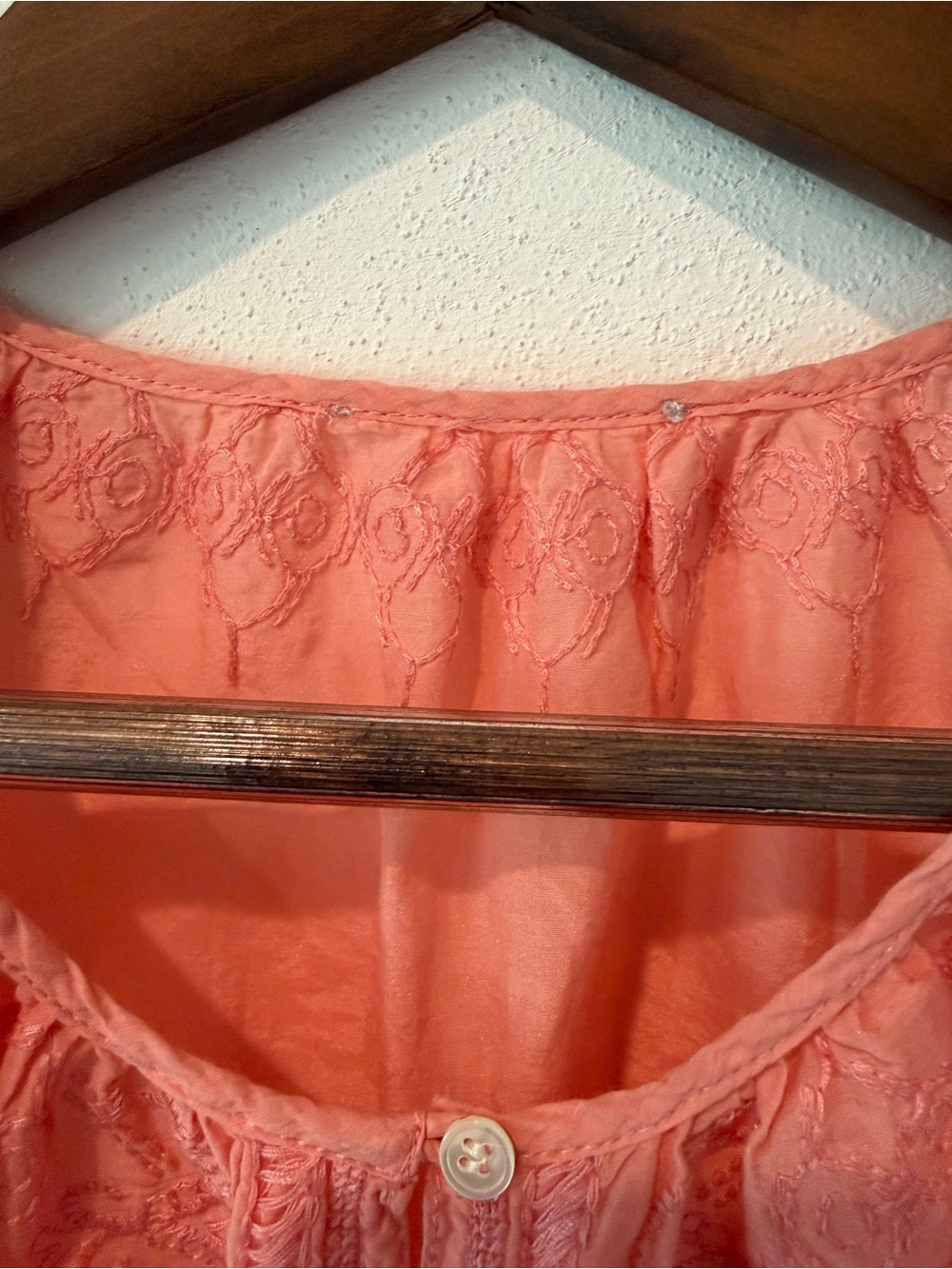 Cotton Silk Blend Peach Semi Sheer Short Sleeve Embroidered Top Beachy Coastal - Picture 8 of 9